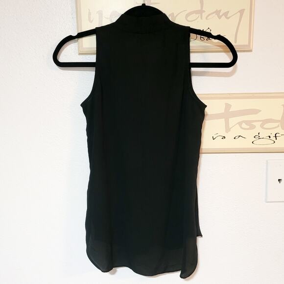 FREE with bundle! Vince Camuto black V-neck semi-sheer georgette hi lo blouse - Picture 2 of 9